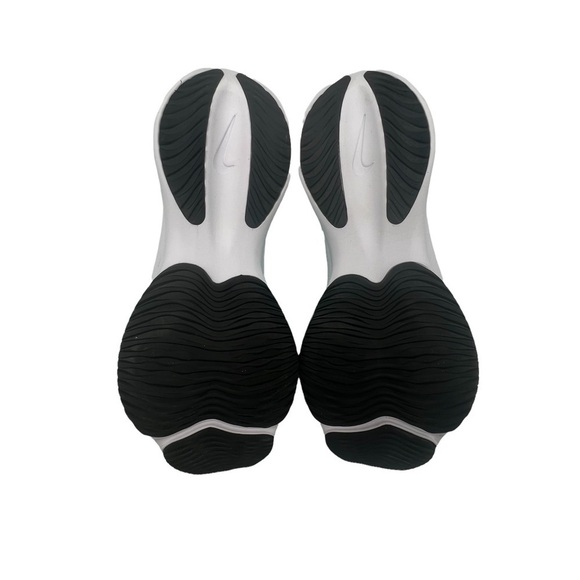 Nike Air Zoom Tempo Flyknit Turquoise Lace Up Sneakers Size 4.5 Youth - Picture 8 of 8